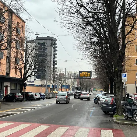 Casa Meli, Ampio Bilocale Nuovo Bologna